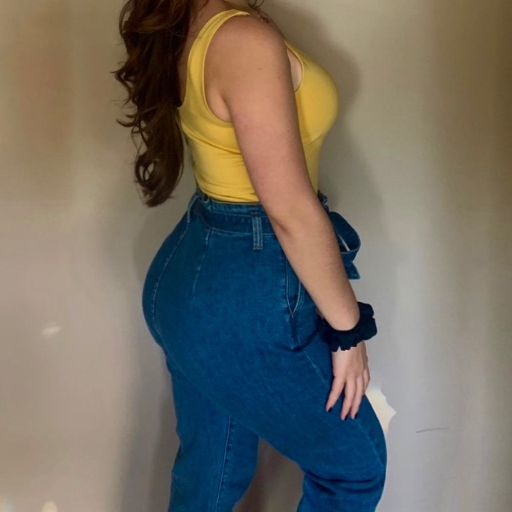Ruched waist band tie jeans